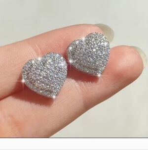 Cubic Heart shaped Stud Earrings Silver plated NEW
